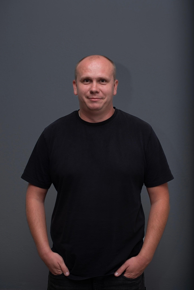 Нєжебовський Антон